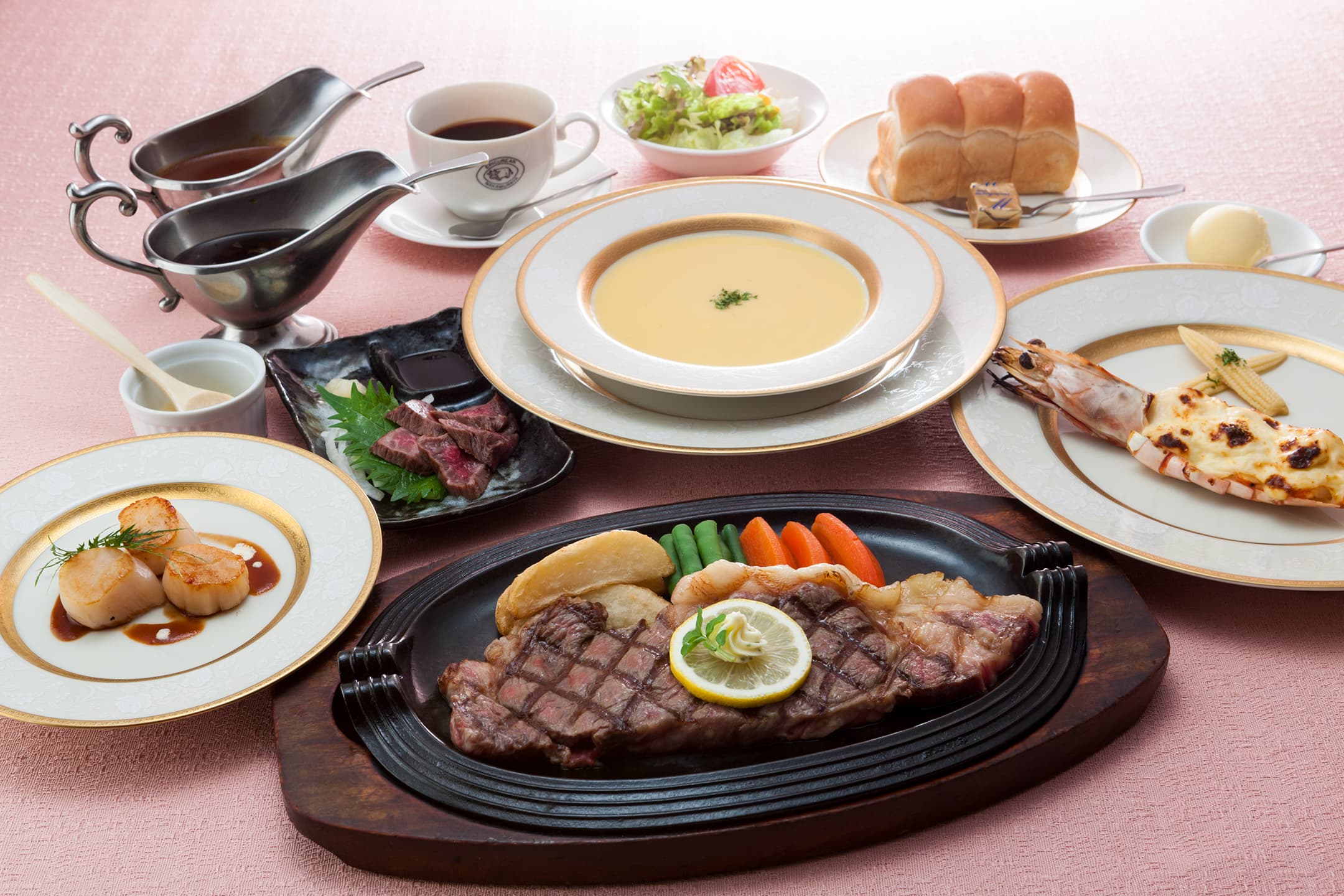自慢のステーキ料理